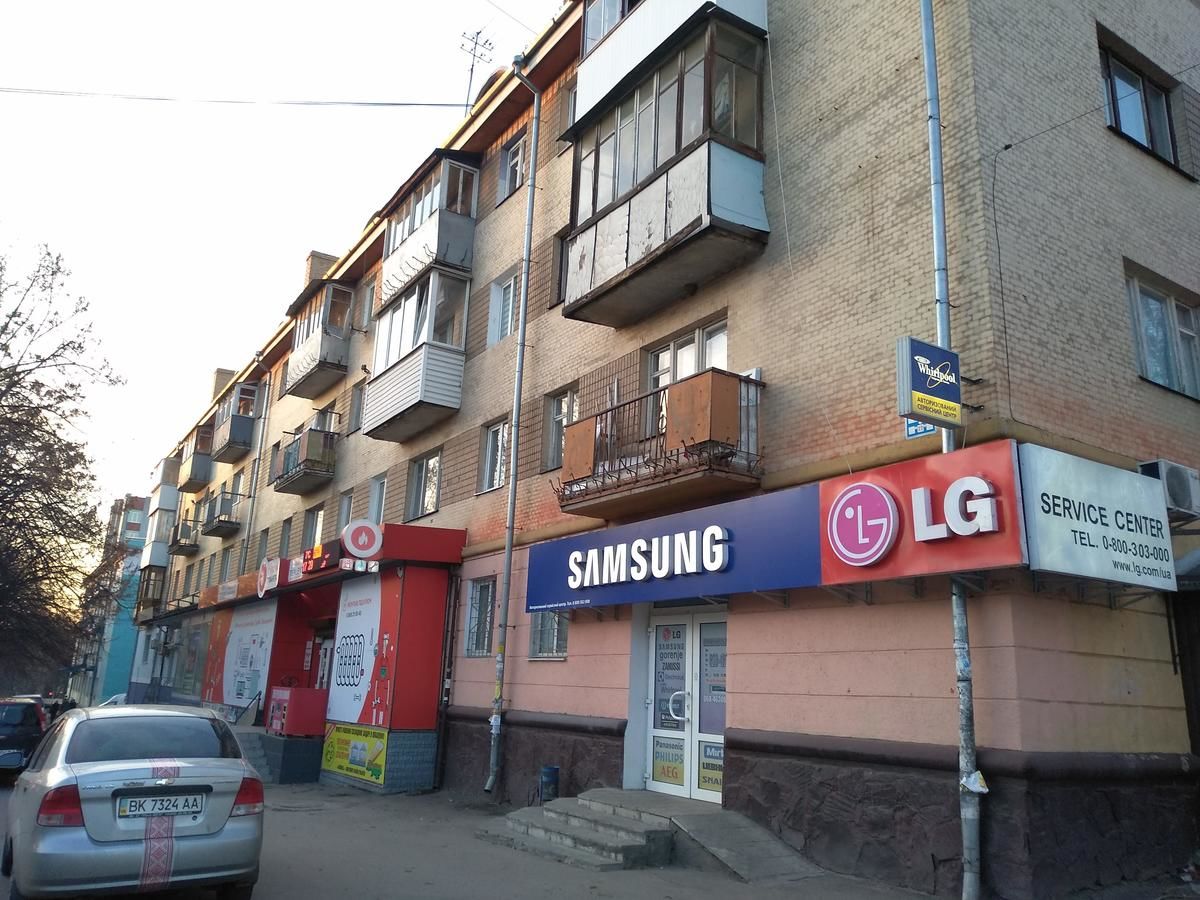Апартаменты Two Bedroom Stepana Bandery Street Ровно-30