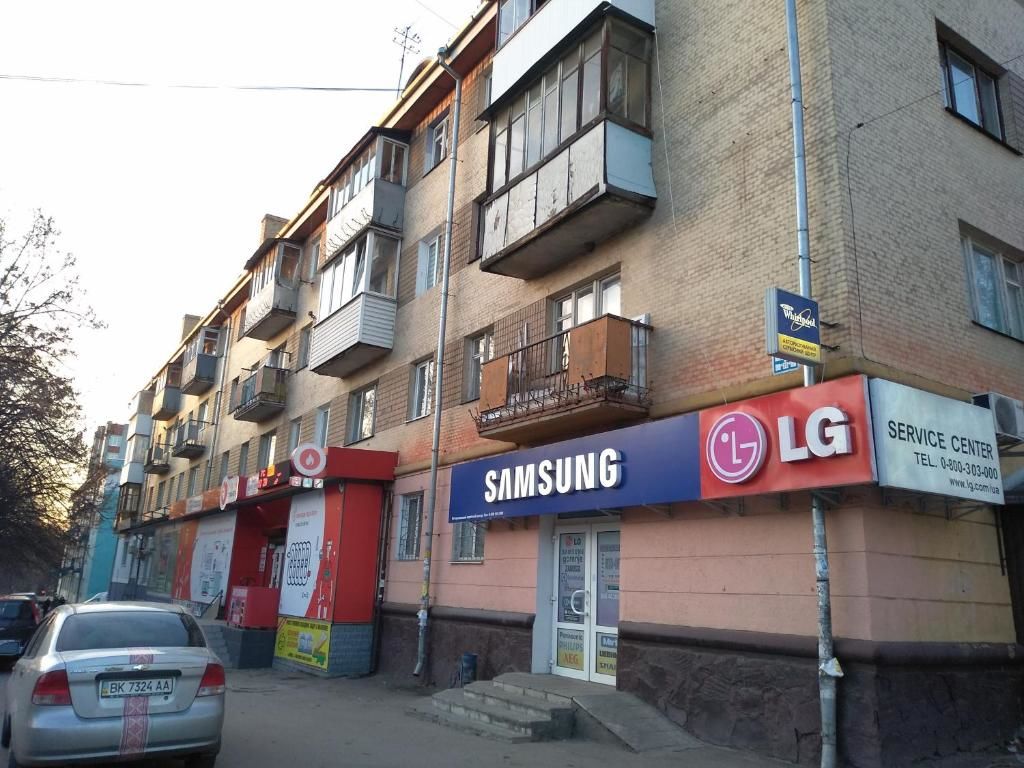 Апартаменты Two Bedroom Stepana Bandery Street Ровно-85